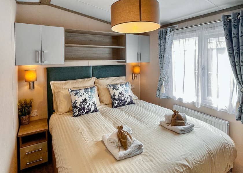 Platinum 3 Bed Spa (Pet) - Aber Bay Holiday Park, Clarach